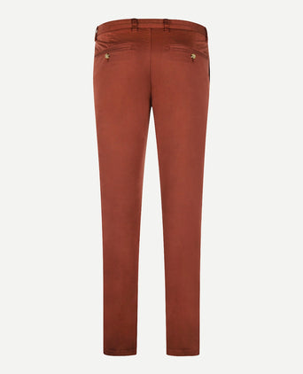 Chino Garment Dyed Slim Fit | Chesnut