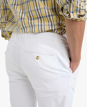 Chino Garment Dyed Modern Fit | White