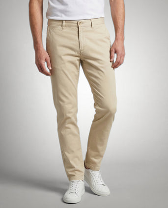 Chino Garment Dyed Modern Fit | Sand