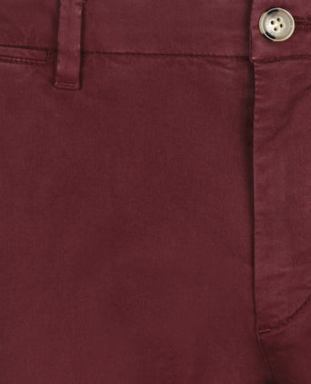 Chino Garment Dyed Modern Fit | Burgundy