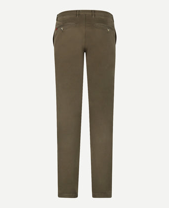 Chino Garment Dyed Modern Fit | Olive