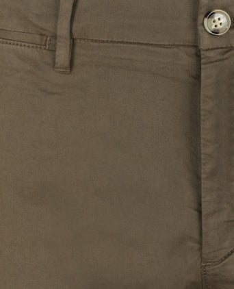 Chino Garment Dyed Modern Fit | Olive