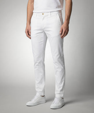 Chino Garment Dyed Modern Fit | White Chino Garment Dyed Modern Fit | White