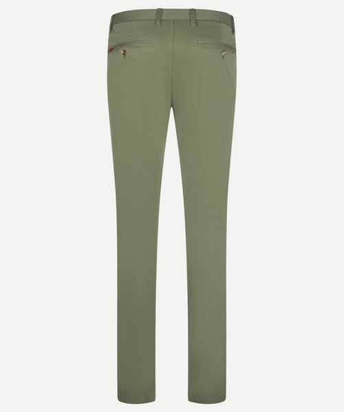 Garment dyed chino | Olive