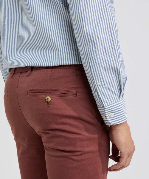 Chino Garment Dyed Slim Fit | Chesnut